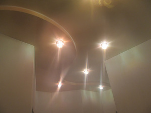 Матовый натяжной потолок в коридор. Натяжные потолки в Белгороде
