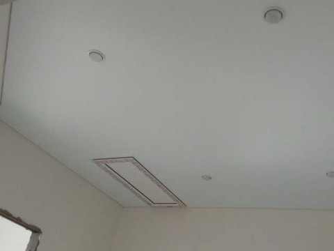 Матовые полотна MSD-премиум в Стрелецком. Натяжной потолок со встроенным люком