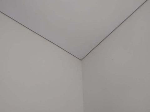 Натяжной потолок с теневым зазором. Натяжные потолки в Белгороде - компания ОЛИМП