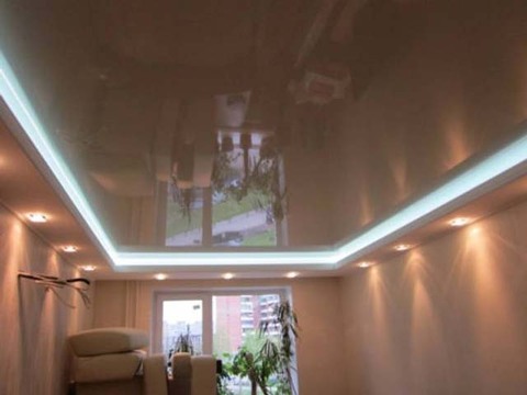 Бежевый потолок в интерьере: классическое оформление - натяжные потолки компании 'ОЛИМП' в Белгороде